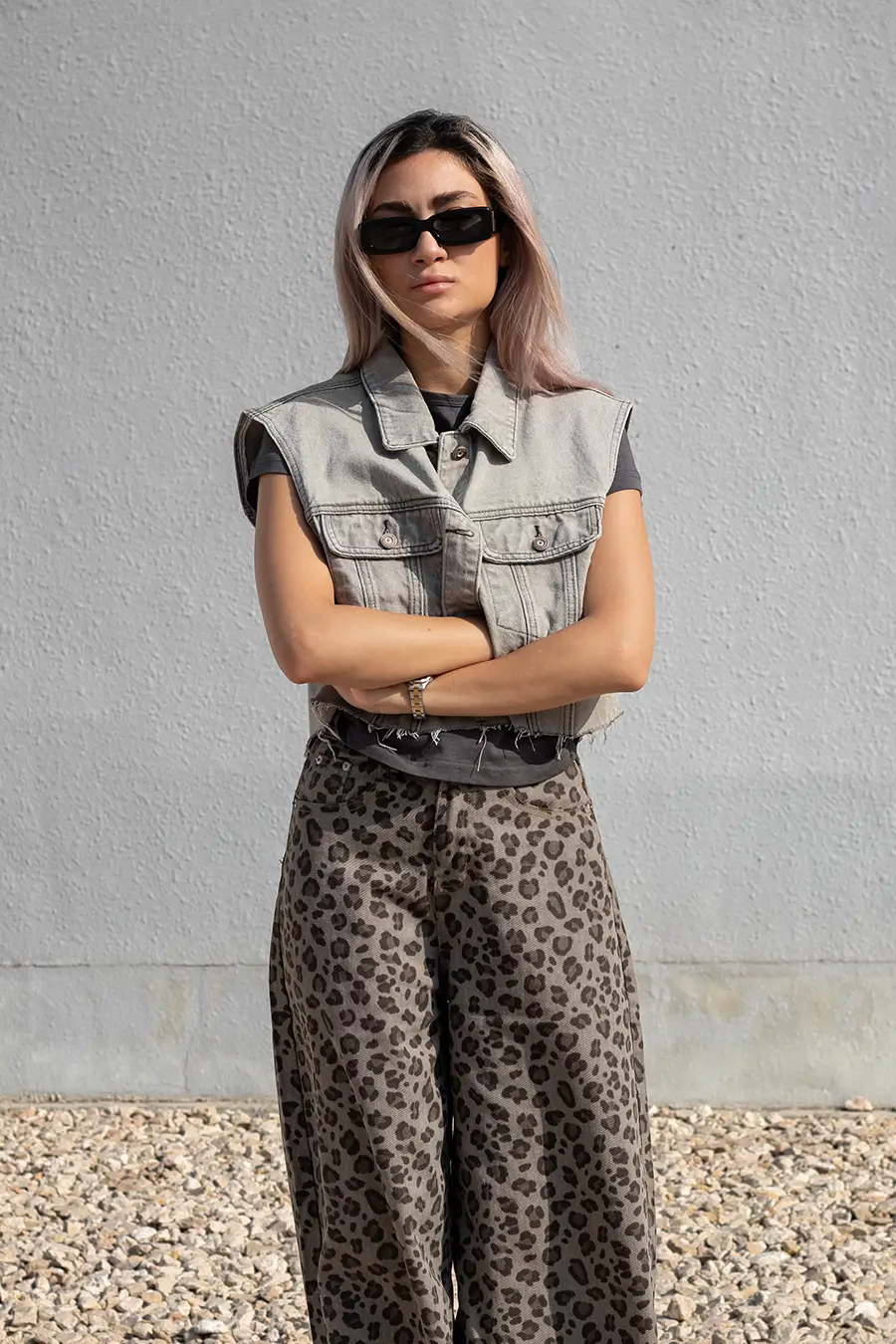 Cropped Denim Vest in Light Grey