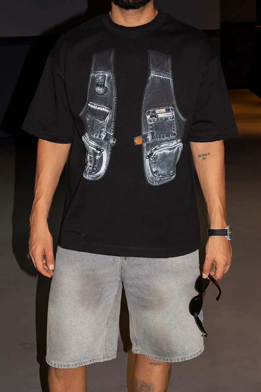 Vest Print Graphic T-Shirt in Black