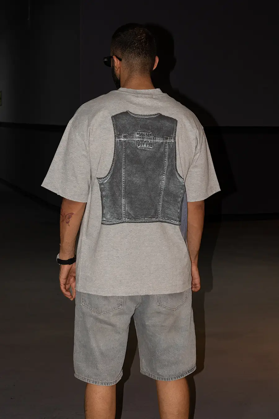 Vast-Print-Graphics-T-Shirt-Light-Grey-4
