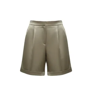Satin short in olive